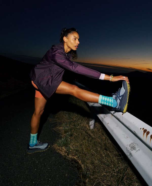 Women's Roam Waterproof Trail Running Shoe  |  Black/Black