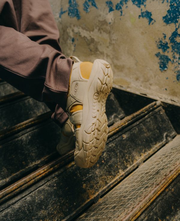 Women's Newport H2 | Raya Black