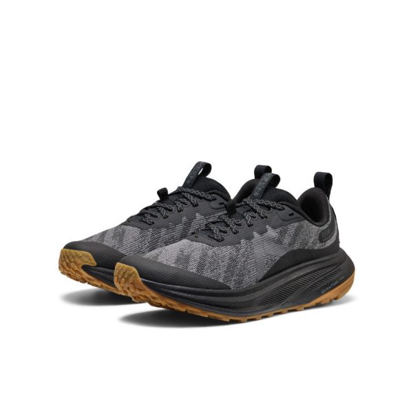 Women's Roam Trail Running Shoe | Black/Magnet